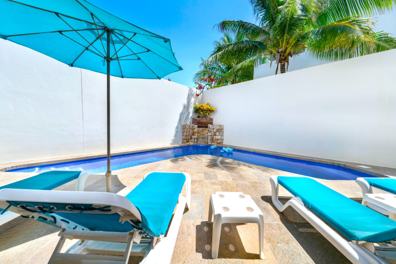 Isla Mujeres Casa Elegante Heated Private Pool